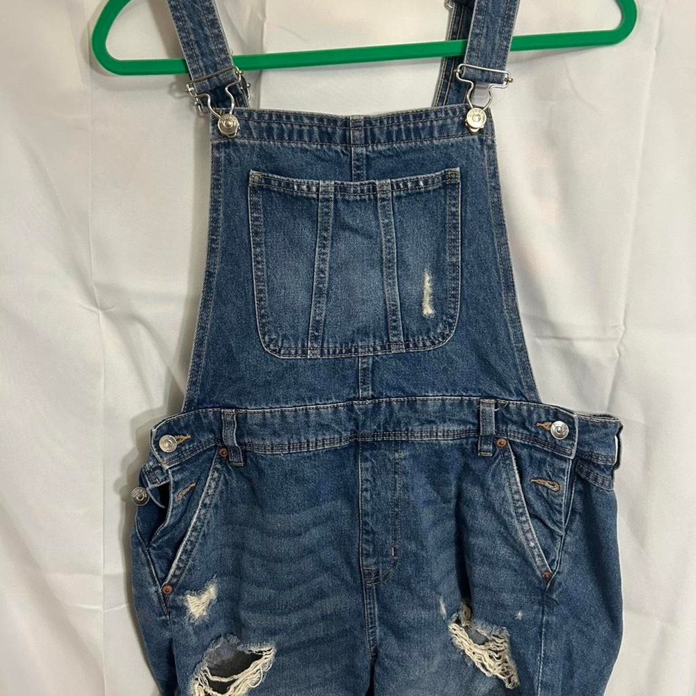 Divided H&M Blue Denim overalls with‎ distressed details